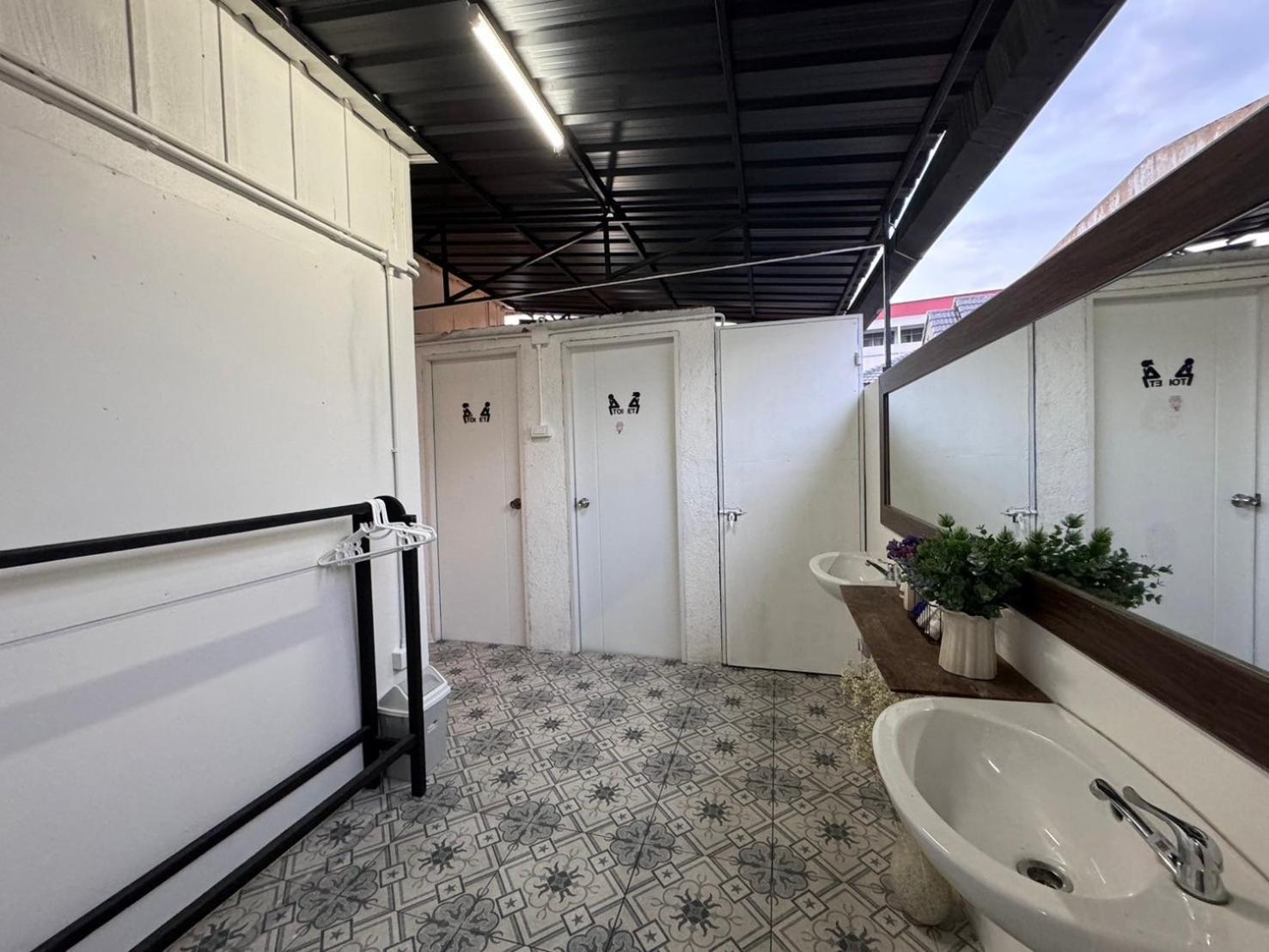 Chiza Hostel Chiangmai 清邁 外观 照片